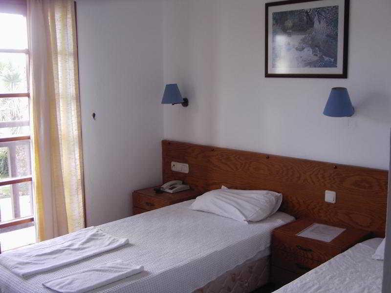 Orion Hotel Bitez Eksteriør billede